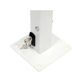 Parkovisko pred dieľňou